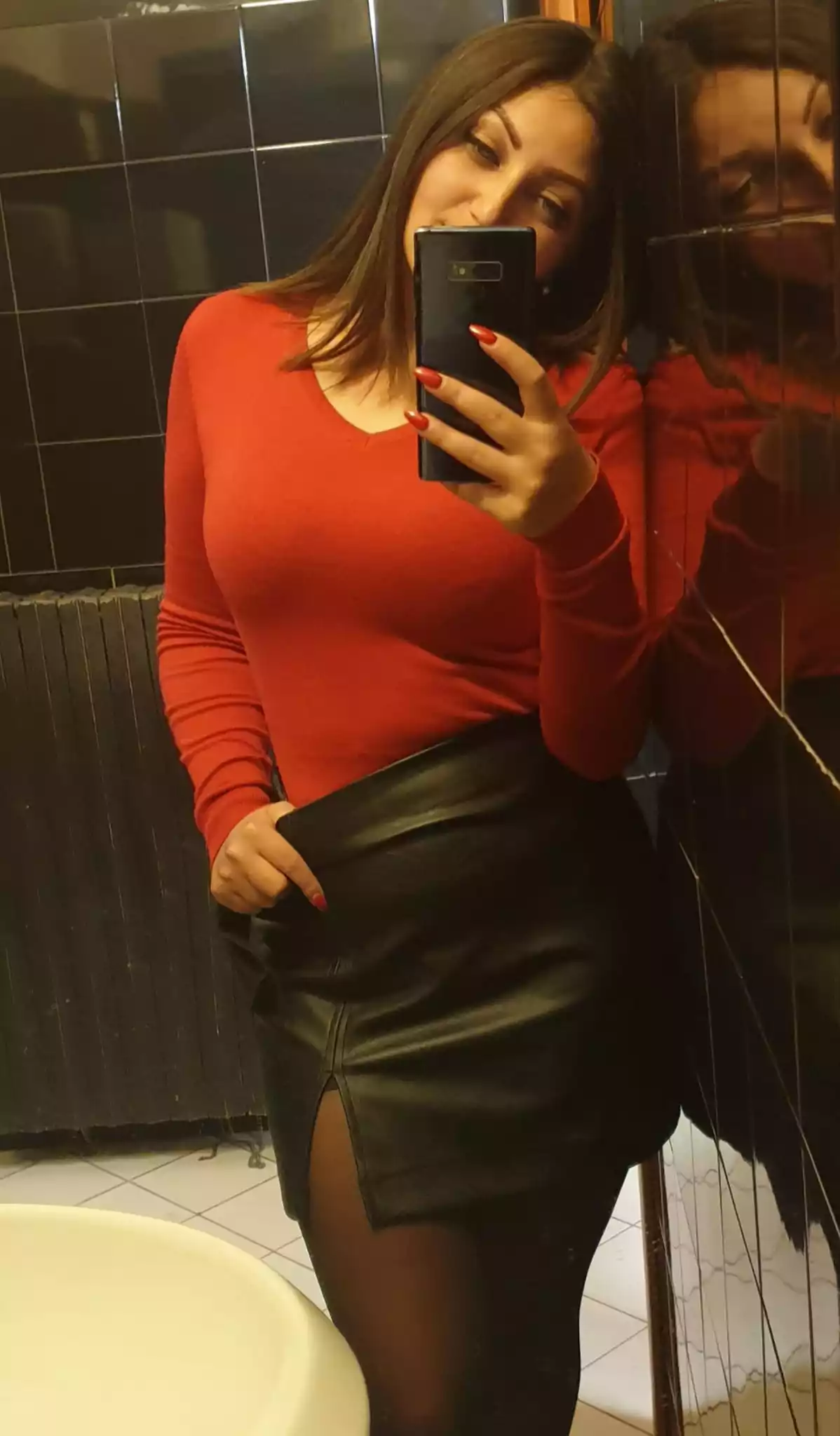 Sarah Escort Profile Image