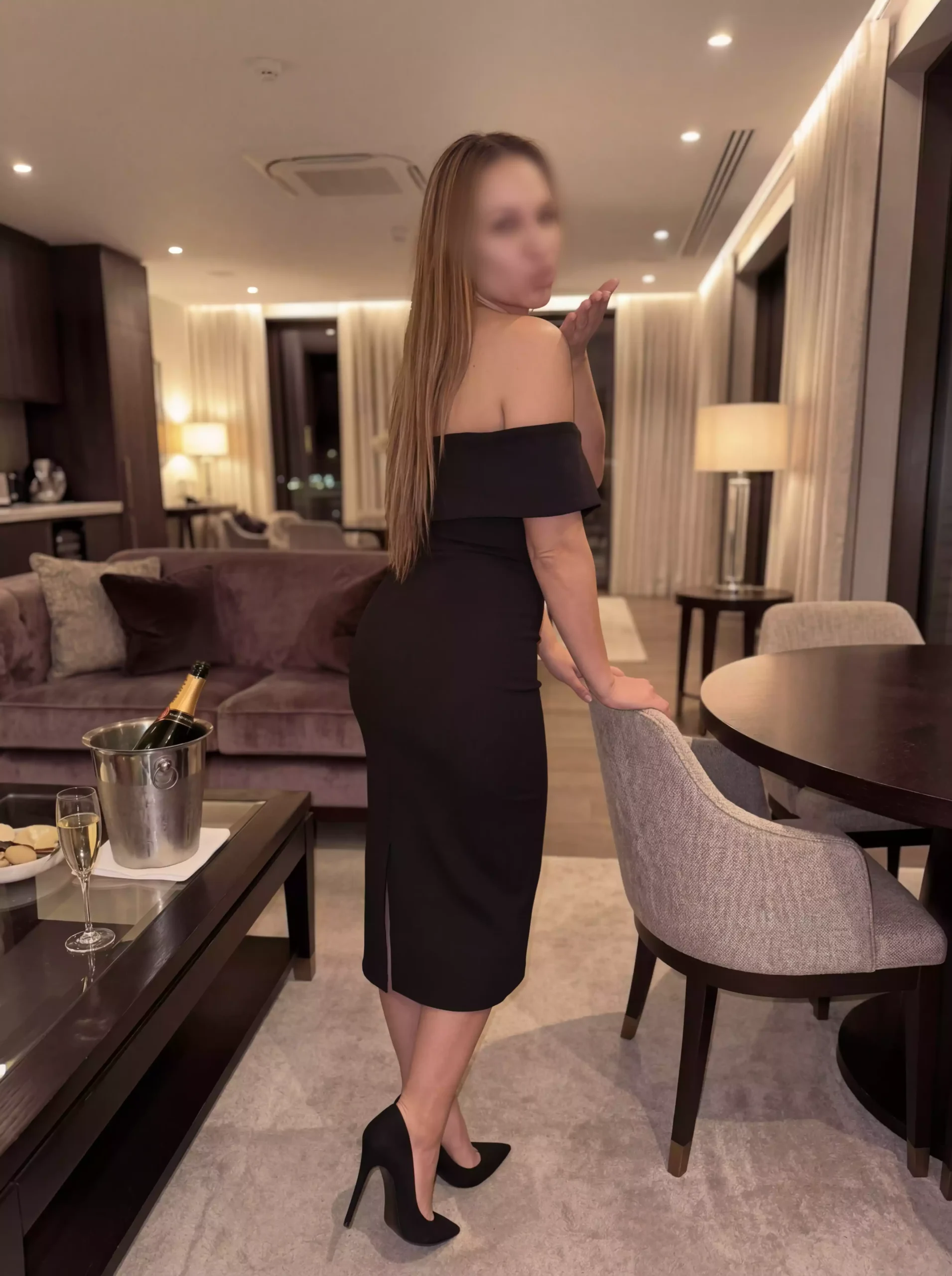 Nataly Escort Image